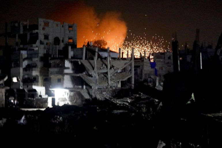 DEIR AL-BALAH, GAZA, PALESTINE - JULY 23: Plumes of smoke rise following an Israeli airstrike targeting the Al-Nour Mosque in the Bureij refugee camp in the central Gaza Strip, despite an active ceasefire, in Deir al-Balah, Gaza, Palestine on July 23, 2026. ( Adam Bilal - Anadolu Agency )