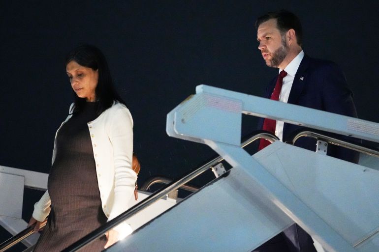 ap26148132327737-1784624128 Vice President JD Vance and Second lady Usha Vance, arrive on Air Force Two at Colorado Springs Airport, Wednesday, May 27, 2026, in Colorado Springs, Colo. (AP Photo/Matt Rourke, Pool)