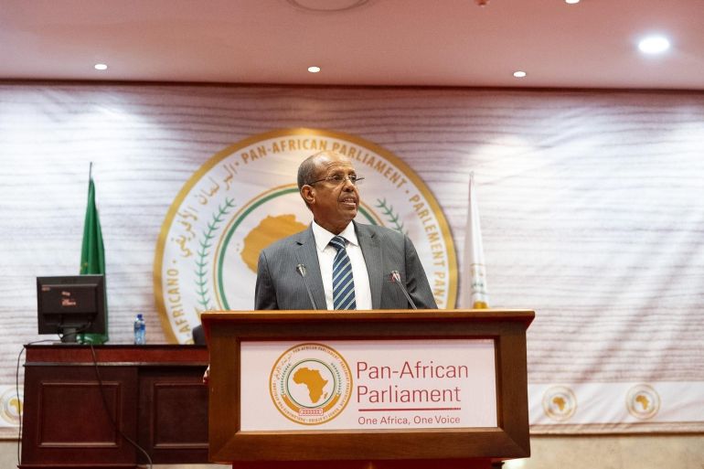 au4-1777449285 صورة رقم AU4ـ رئيس مفوضية الاتحاد الافريقي محمود علي يوسف اثناء مخاطبته لبرلمان عموم افريقيا المصدر : الإتحاد الأفريقي