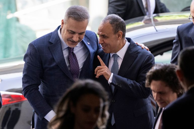 epa_6a5ba89506a9-1784391829 epa13053663 Egyptian Foreign Minister Badr Abdelatty (R) welcomes Turkish Foreign Minister Hakan Fidan (L) before a quadrilateral meeting at Tahrir Palace in Cairo, Egypt, 21 June 2026. EPA/MOHAMED HOSSAM
