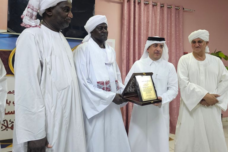 qa-sudan-4-1783701500 صورة لتكريم السفير القطري بمستشفي أمدرمان