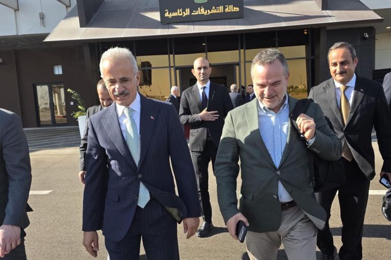 وزير النقل التركي قال إن مشروع التنمية منجز من حيث المبدأ ولم يتبق سوى نقطة ربطه بتركيا