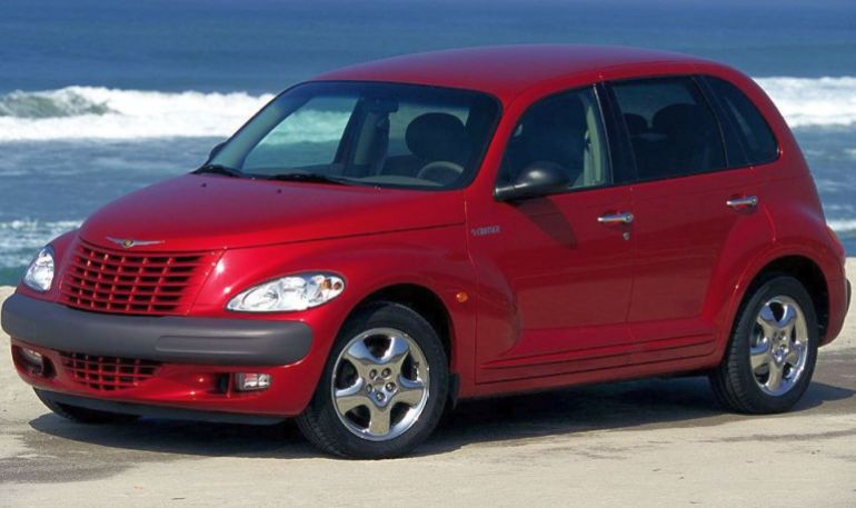 yb-1-1782718575 كرايسلر (PT Cruiser).. كلاسيكية عصرية ونهاية غير موفقة