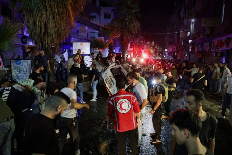 السيارة التي استهدفها تفجيرة عبوة ناسفة في جرمانا في ريف دمشق المصدر سانا