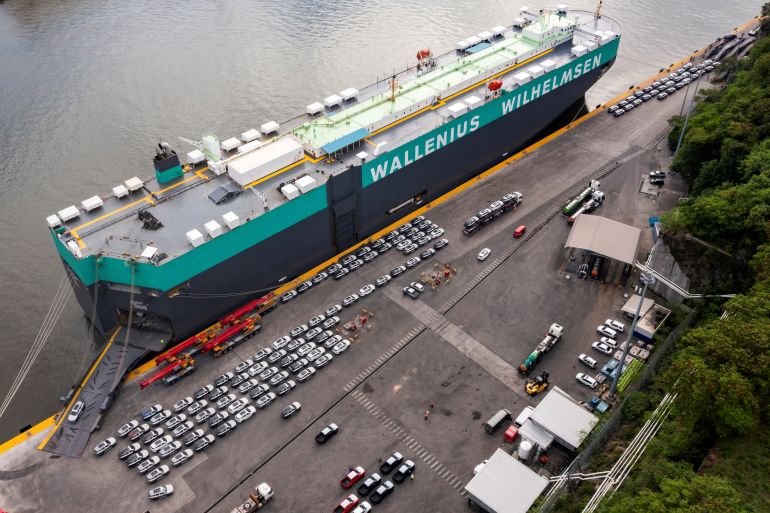 1wallenius-wilhelmsen-1762695571 A drone view shows Chinese GWM vehicles disembarking Vessel Porgy from Wallenius Wilhelmsen, at the port of Vitoria, in the state of Espiritu Santo, Brazil April 16, 2025. REUTERS/Gabriel Lordello REFILE - CORRECTING BRAND FROM "BYD ELECTRIC CARS" TO "GWM VEHICLES".