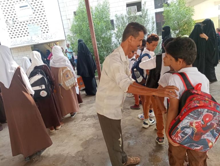 540-1-1786887648 الانقسام التعليمي في اليمن ألقى بتداعياته على العملية التعليمية والطلاب والمعلمين معا (الجزيرة)