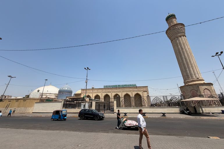 76876-1787162512 جامع ومرقد الشيخ عبد القادر الجيلاني من الخارج وسط بغداد