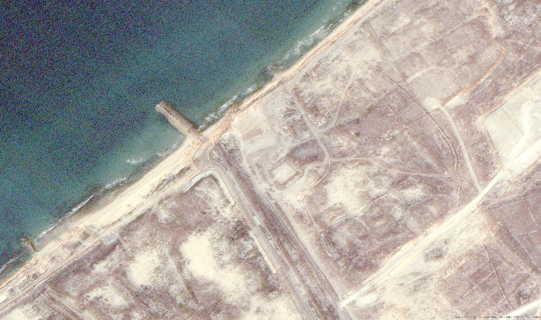 base-1785846115 مقارنة توثق تطور إنشاء الموقع العسكري بين 2 يونيو/حزيران و15 يوليو/تموز 2026