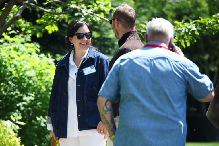 cccc-1-1786011185 SUN VALLEY, IDAHO - JULY 08: Editor-in-chief of CBS News Bari Weiss (L) attends the Allen & Company Sun Valley Conference at the Sun Valley Lodge on July 8, 2026 in Sun Valley, Idaho. Every year, some of the world's wealthiest and most powerful figures from the media, finance, technology, and political spheres converge at the Sun Valley Resort for the exclusive week-long conference hosted by boutique investment bank Allen & Co. (Photo by Kevin Dietsch/Getty Images)