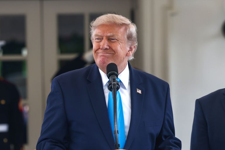 epa13142388 US President Donald Trump announces a program to allow veterans to expedite a career in commercial trucking outside the White House in Washington, DC, USA, 30 July 2026. Known as the Freedom Haulers program, the initiative would allow any US veteran who drove heavy equipment to be automatically eligible for a commercial trucking license. EPA/JIM LO SCALZO / POOL
