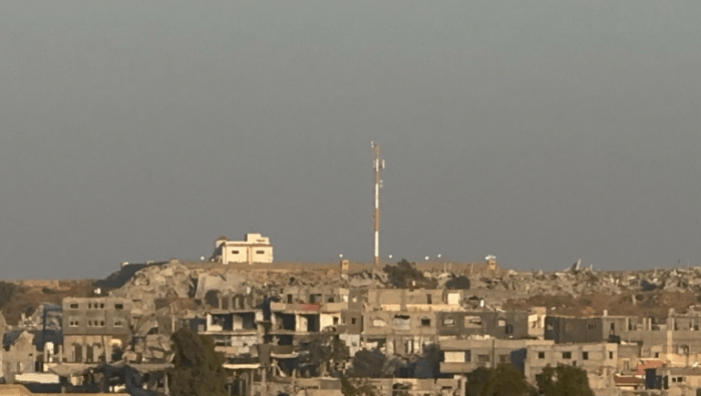 mwqcabf-cabfskry-1784703061 موقع عسكري إسرائيلي شرق مدينة خانيونس (الجزيرة)