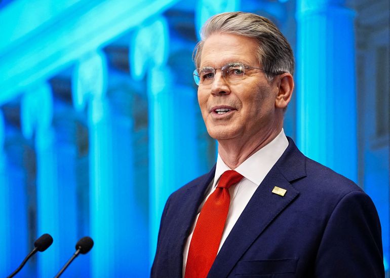 scott-bessent-1601-1768561583-1 بيسنت شدد على أن الدول التي لا تنضم إلى العقوبات الأمريكية "ستشارك إيران عزلتها"