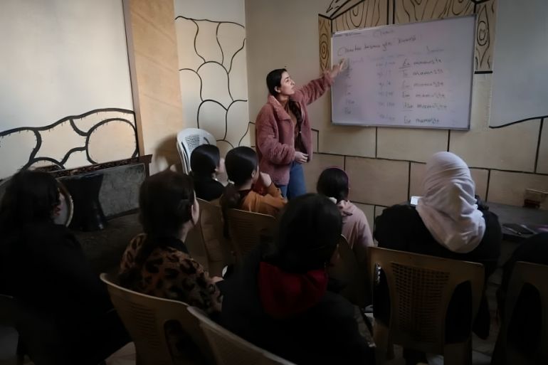 اللغة الكردية تدخل المدارس السورية.. 3 حصص أسبوعيا ودرجاتها ضمن المجموع المصدر سانا