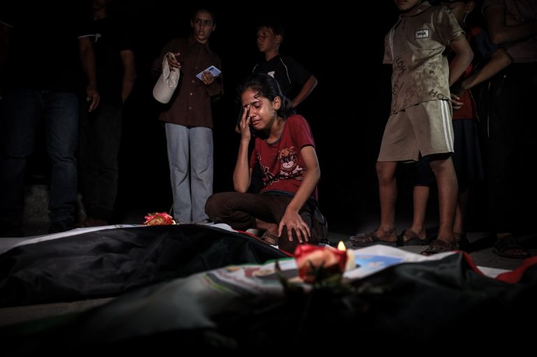 3gaza-1788675938 GAZA CITY, GAZA, PALESTINE - SEPTEMBER 5: Palestinians mourn over the bodies of their relatives recovered from the rubble of buildings targeted by Israeli military strikes in the Zeitoun neighborhood of Gaza City, Gaza, Palestine, on September 5, 2026. Following days of search and rescue operations by Palestinian Civil Defense teams that unearthed the bodies of more than 100 victims, including at least 70 children, grieving families gathered to claim the remains of their loved ones before funeral preparations. ( Khames Alrefi - Anadolu Agency )