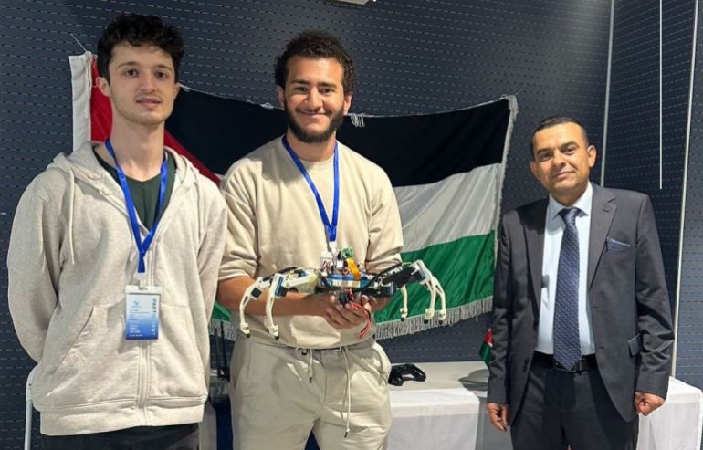67-1789989641 مشروع AgriHexa التابعة لطلبة الجامعة الألمانية الأردنية (الجامعة الألمانية الأردنية) (1)