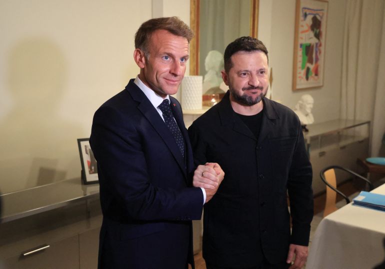 afp_6ab27512e741-1790080274 France's President Emmanuel Macron meets with Ukraine's President Volodymyr Zelensky (R) on the sidelines of the 81st United Nations General Assembly in New York City on September 21, 2026. (Photo by Ludovic MARIN / AFP)