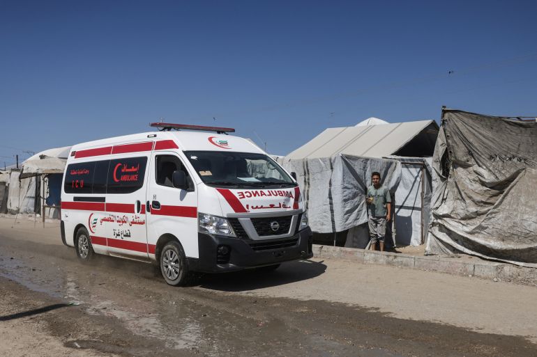 afp_6ab6bcb40b35-1790360756 An ambulance rushes to a site targeted by an Israeli strike in Al-Mawasi area of Khan Yunis in the southern Gaza Strip on September 25, 2026. (Photo by BASHAR TALEB / AFP)