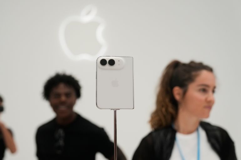 ap26252666466139-1788978780 The iPhone Duo is displayed on Wednesday, Sept. 9, 2026, on the Apple campus in Cupertino, Calif. (AP Photo/Jeff Chiu)