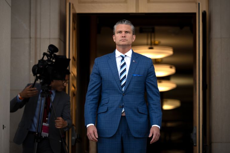 ap_6a99d738b0038-1788467000 Defense Secretary Pete Hegseth arrives to greet Australia's Deputy Prime Minister and Minister of Defence Richard Marles on his arrival at the Pentagon, Wednesday, Sept. 2, 2026, in Washington. (AP Photo/Mark Schiefelbein)