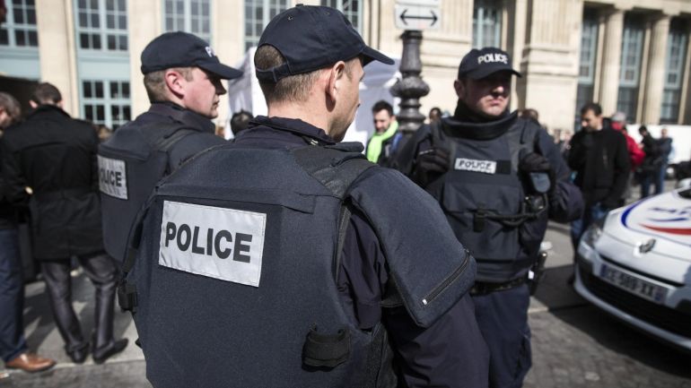 French Police patrol in front of the Gare du Nord Train Station in Paris, France, 22 March 2016. France is on high alert following the explosions in the departure hall of Zaventem Airport and on the metro system in Brussels, Belgium, where dozens of people have died or been injured.
