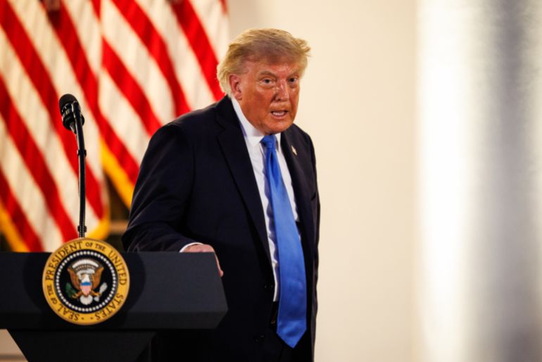 epa13208156 US President Donald Trump hosts Republican lawmakers during an End of Summer BBQ event in the Rose Garden of the White House in Washington, DC, USA, 02 September 2026. EPA/Samuel Corum / POOL