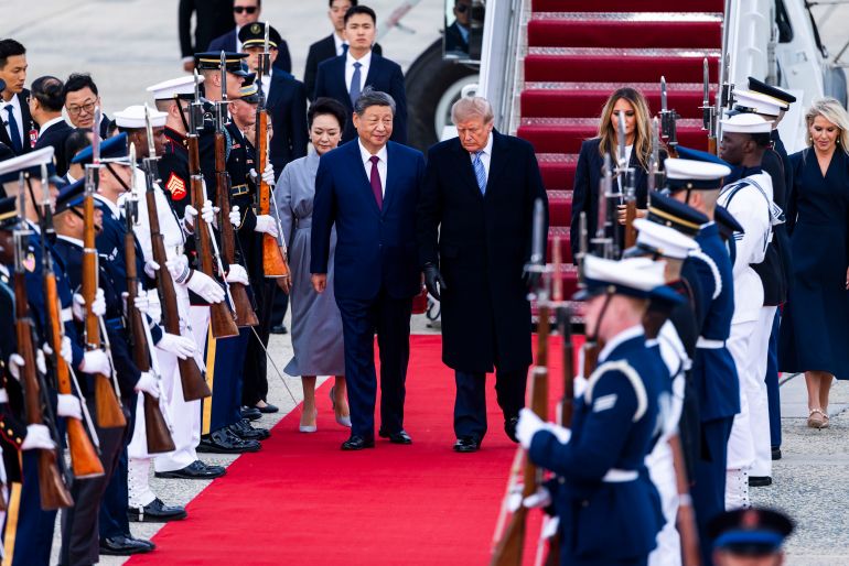 epa_6ab4ae36d3cb-1790225974 epa13258792 US President Donald Trump (C) greets Chinese President Xi Jinping (2-L) upon his arrival at Joint Base Andrews, Maryland, USA, 23 September 2026. US President Donald Trump and Chinese President Xi Jinping are scheduled to hold bilateral talks during Xi's state visit to the United States. EPA/JIM LO SCALZO