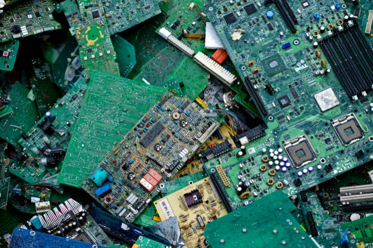 getty_6a38f5c7c7-1782117831 LUENEN, GERMANY - APRIL 14: Electronic components including circuit boards sit in a pile before being melted down at the Aurubis recycling smelter on April 14, 2014 in Luenen, Germany. Aurubis is Germany's biggest recycler of scrap electronics and extracts metals including copper and gold from chips, hard drives, mobile phones, computers and other electronics devices. Recycling of electronic scrap is gaining in importance as worldwide supplies of metals, especially rare metals such as platinum, silver, tantalum and gold, become increasingly scarce. (Photo by Sascha Schuermann/Getty Images)