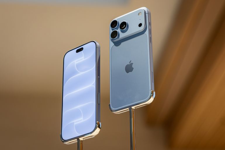 getty_6aafc7075f-1789904647 KUALA LUMPUR, MALAYSIA - SEPTEMBER 18: The new iPhone 18 Pro in Glacier is displayed inside an Apple store at the Exchange TRX on September 18, 2026 in Kuala Lumpur, Malaysia. The iPhone 18 lineup represents Apple Inc.’s latest generation of smartphones, alongside the new Apple Watch Series 12, Apple Watch Ultra 4, and accessories set to hit international markets, as Malaysian consumers explore the latest Apple products following their launch. (Photo by Annice Lyn/Getty Images)