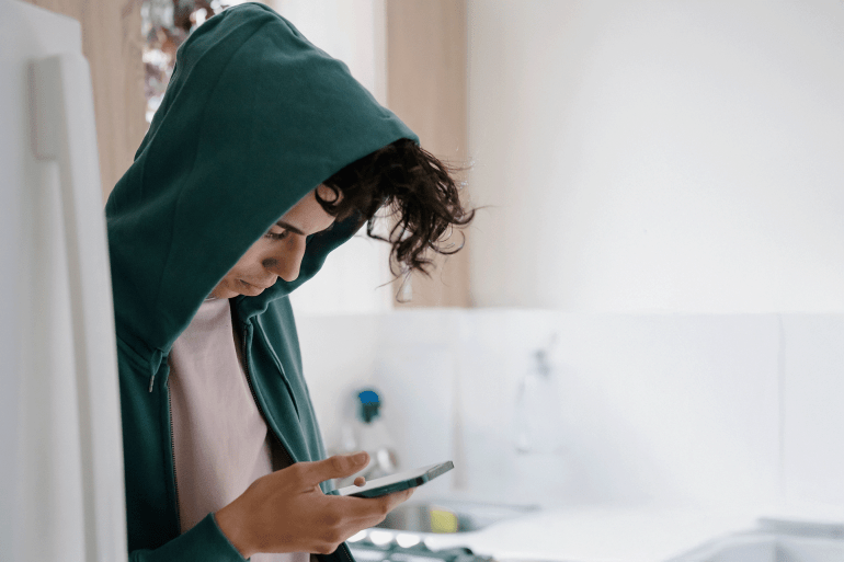 pic-9987412-1786397201 التقرير ربط تراجع الدرجات التي سجلها الطلاب إلى التشتيت الرقمي