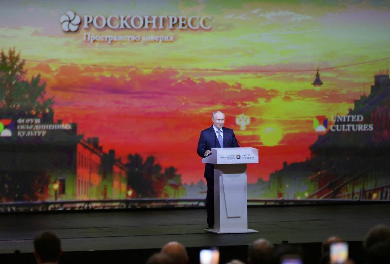 reuters_6ab72fc0-1790390208 Russian President Vladimir Putin speaks at the 12th St. Petersburg International United Cultures Forum in Saint Petersburg, Russia, September 25, 2026. REUTERS/Anastasia Barashkova