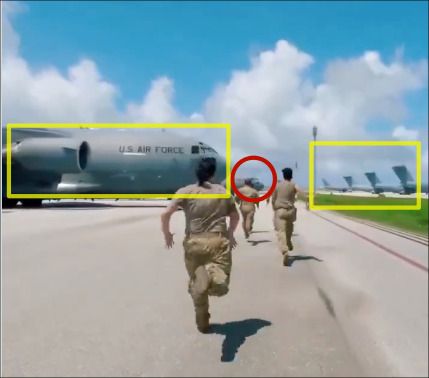 تحليل بصري للمقطع المتداول وتظهر فيه 4 طائرات في الجهة اليمنى من المدرج دون أن يتم إجلاؤها