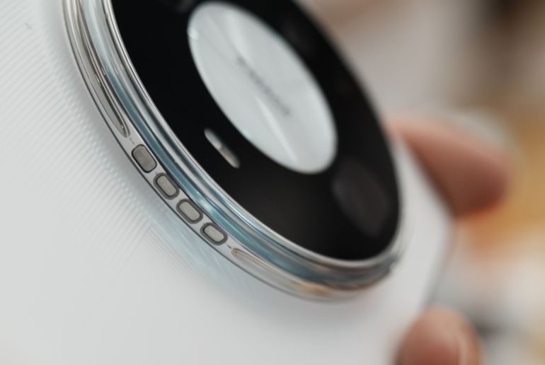23242-2-1791104244 HyperClick Super Mount on Mate 90 Pro Max Collector's Edition in Hangzhou, Zhejiang Province, China on October 1, 2026. (Photo by Costfoto/NurPhoto via Getty Images)