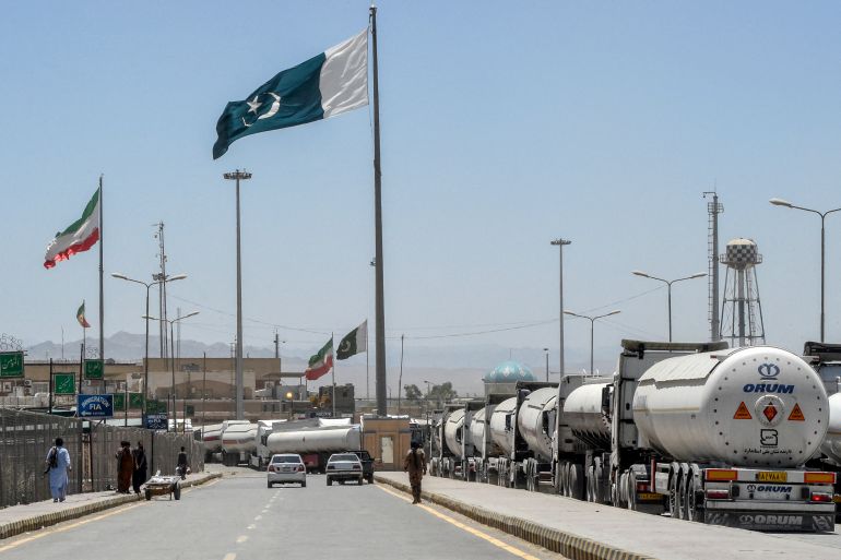 2bloavh-1791870419 استئناف مرور البضائع تدريجيا من معبر ريمدان مع إعطاء الأولوية للسلع سريعة التلف