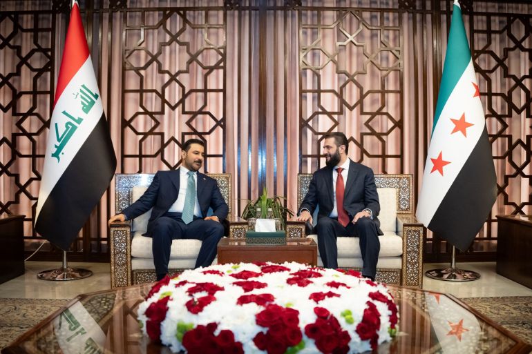 السيد الرئيس أحمد الشرع يستقبل رئيس مجلس الوزراء في جمهورية العراق السيد علي الزيدي في مطار دمشق الدولي. @رئاسة الجمهورية العربية السورية