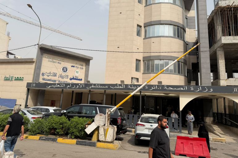67809-1792848782 مدير مستشفى الأورام التعليمي أي دولة لا تستطيع توفير جميع أدوية السرطان لمرضاها، نظرا إلى تعدد الخيارات العلاجية وارتفاع أسعارها