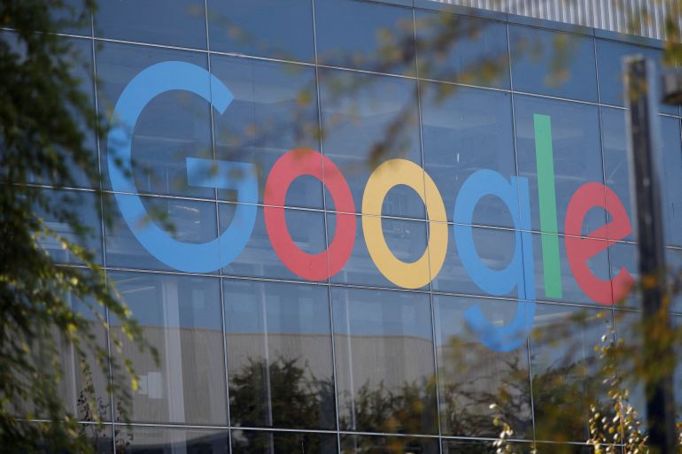 845632-1748717865 FILE PHOTO: A Google logo is seen at the company's headquarters in Mountain View, California, U.S., November 1, 2018. REUTERS/ Stephen Lam/File Photo