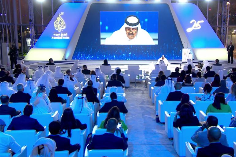 الأمير الراحل الشيخ حمد بن خليفة آل ثاني يلقي كلمة في الذكرى 25 لانطلاق الجزيرة