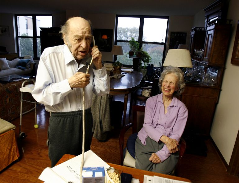 noble-5-1790962296 Leonid Hurwicz speaks on the phone with his brother as his wife, Evelyn, listens after they received news that he had won the Nobel Prize in Economics in Minneapolis, October 15, 2007. REUTERS/Eric Miller (UNITED STATES)