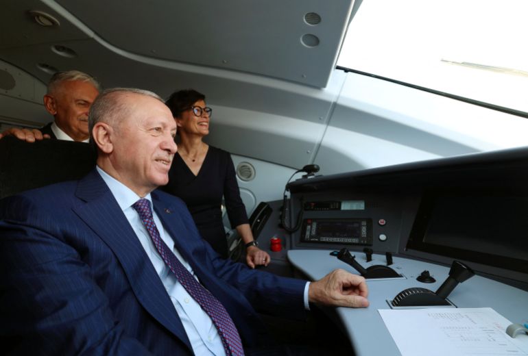 reuters_6ac9123e-1791562302 Turkish President Tayyip Erdogan and EU Enlargement Commissioner Marta Kos are pictured at a train during the opening ceremony of the Cerkezkoy-Kapikule high-speed railway line in Kirklareli, Turkey, October 9, 2026. REUTERS/Murat Kula/Turkish Presidential Press Office/Handout via REUTERS ATTENTION EDITORS - THIS PICTURE WAS PROVIDED BY A THIRD PARTY. NO RESALES. NO ARCHIVES.